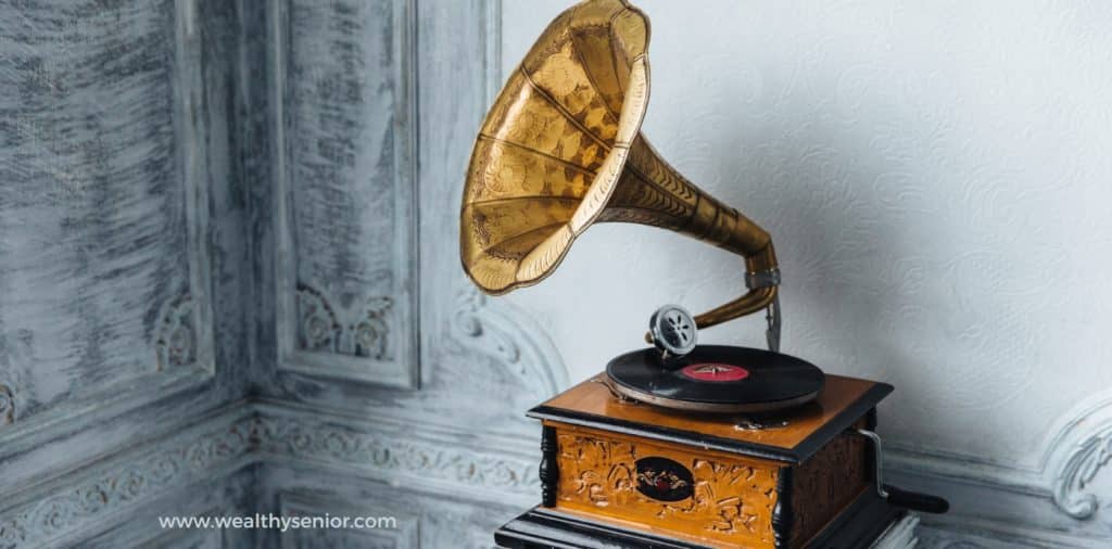 The Evergreen Vinyl Record Player